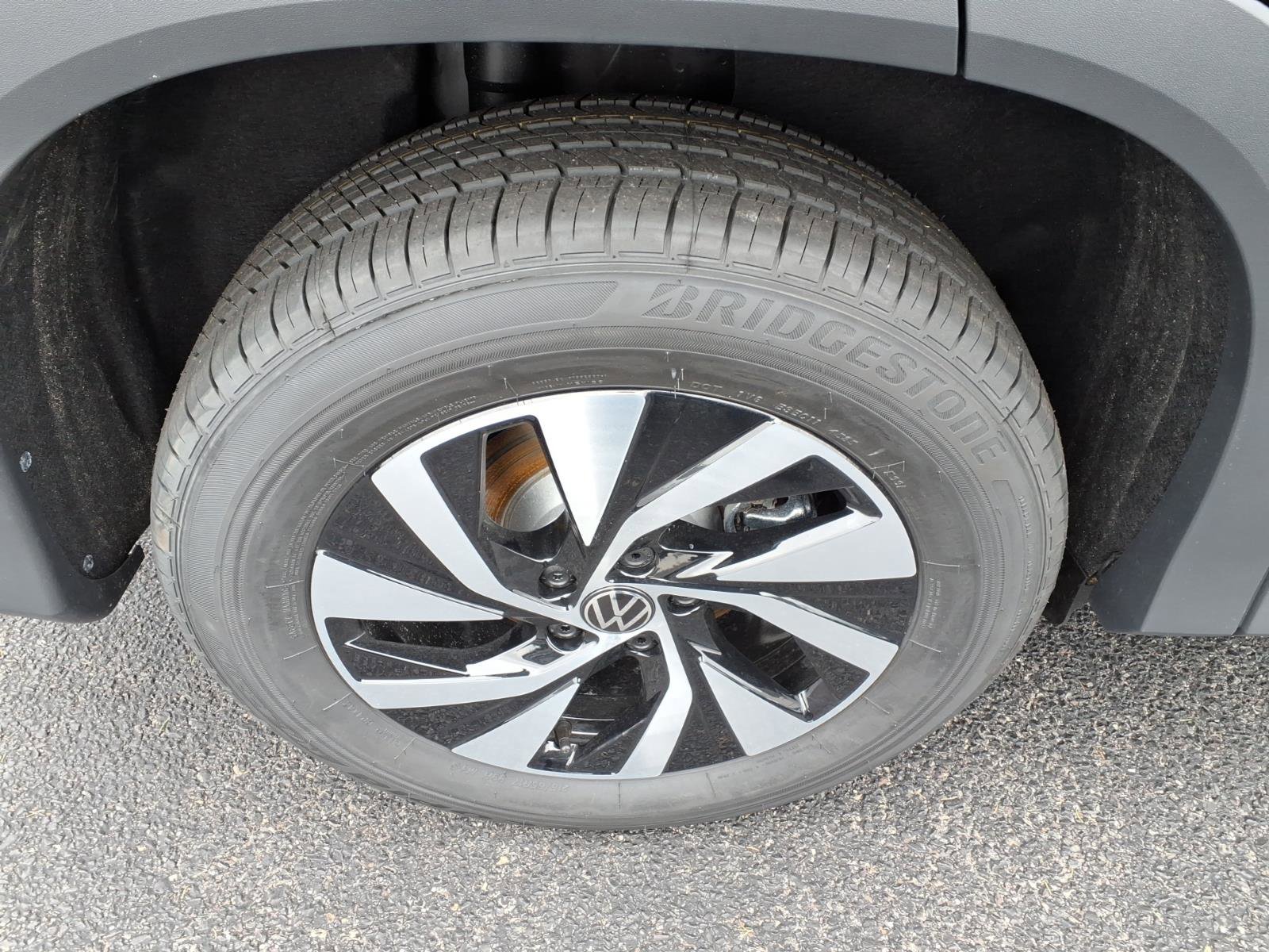 New 2026 Volkswagen Tiguan S image 6