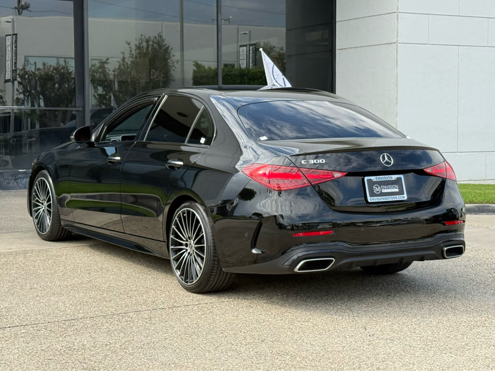 Used 2023 Mercedes-Benz C 300 Sedan image 9