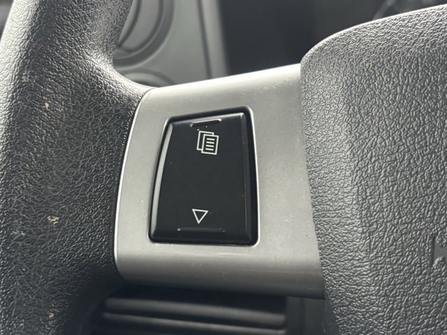 Used 2009 Jeep Commander Sport image 18