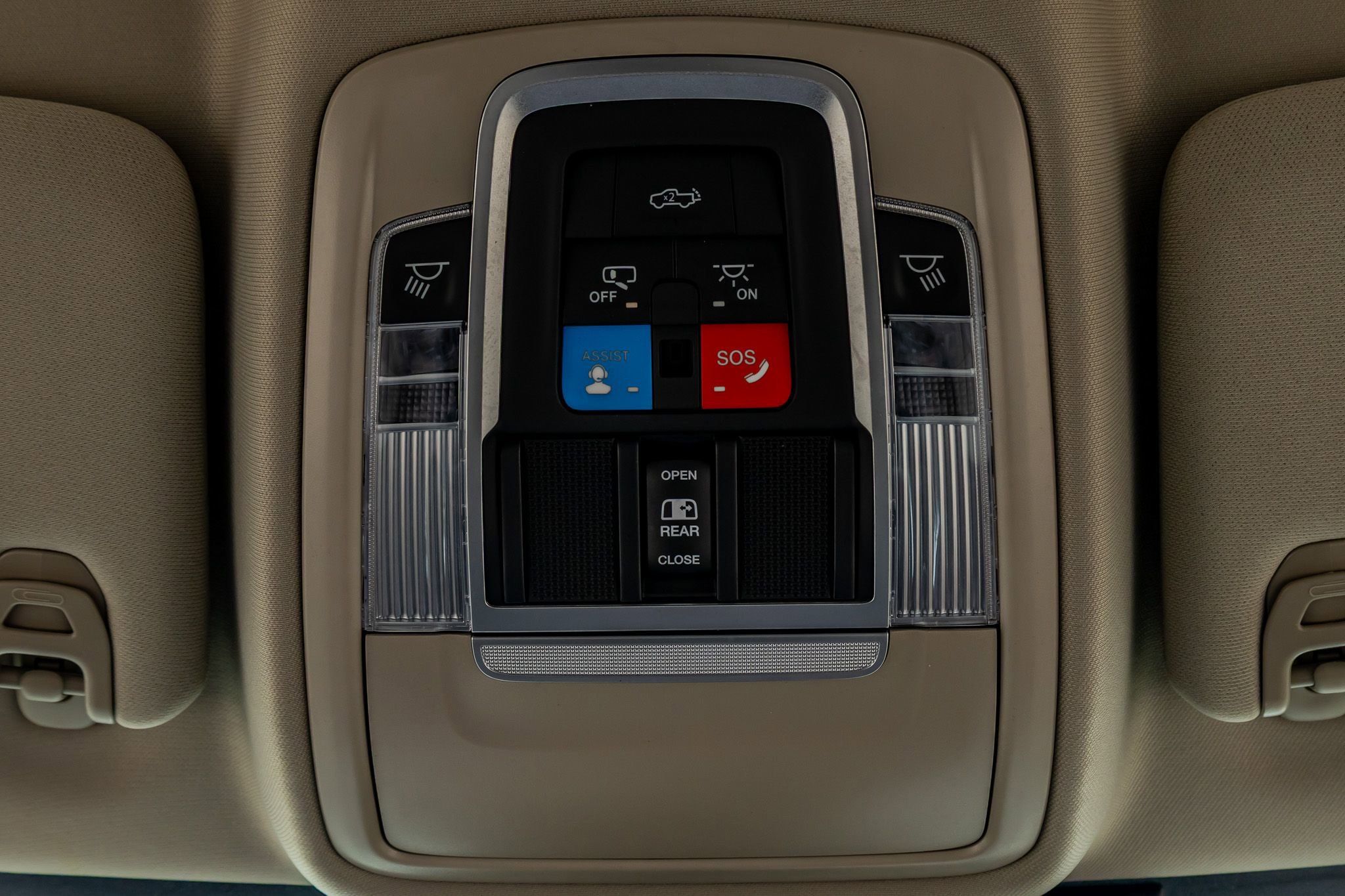 Used 2025 RAM 3500 Laramie image 29