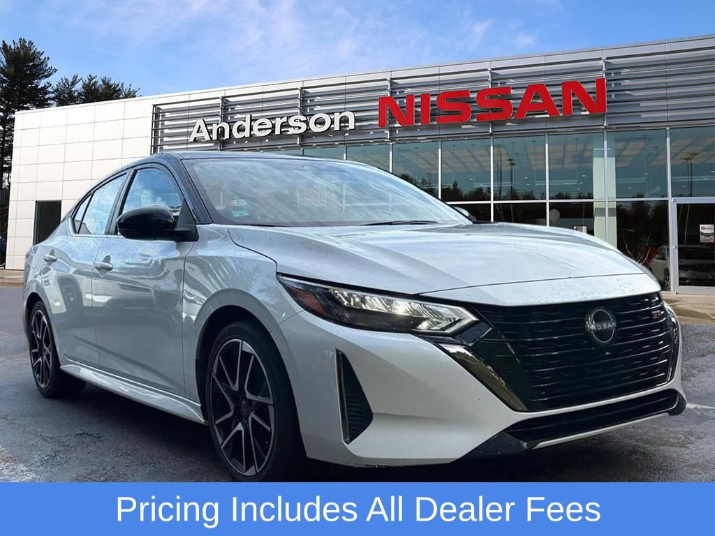 Used 2024 Nissan Sentra SR FWD image 1