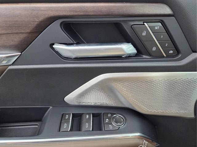 New 2026 GMC Acadia Denali Ultimate FWD image 25