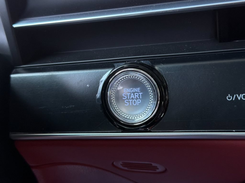 New 2026 Genesis GV70 2.5T Sport Prestige AWD/4WD image 23