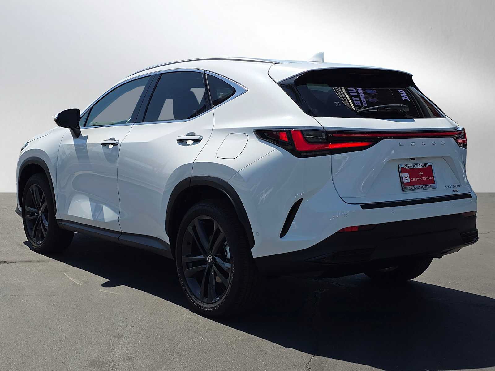 Used 2026 Lexus NX 450h+ AWD w/ Accessory Package (K3) image 5