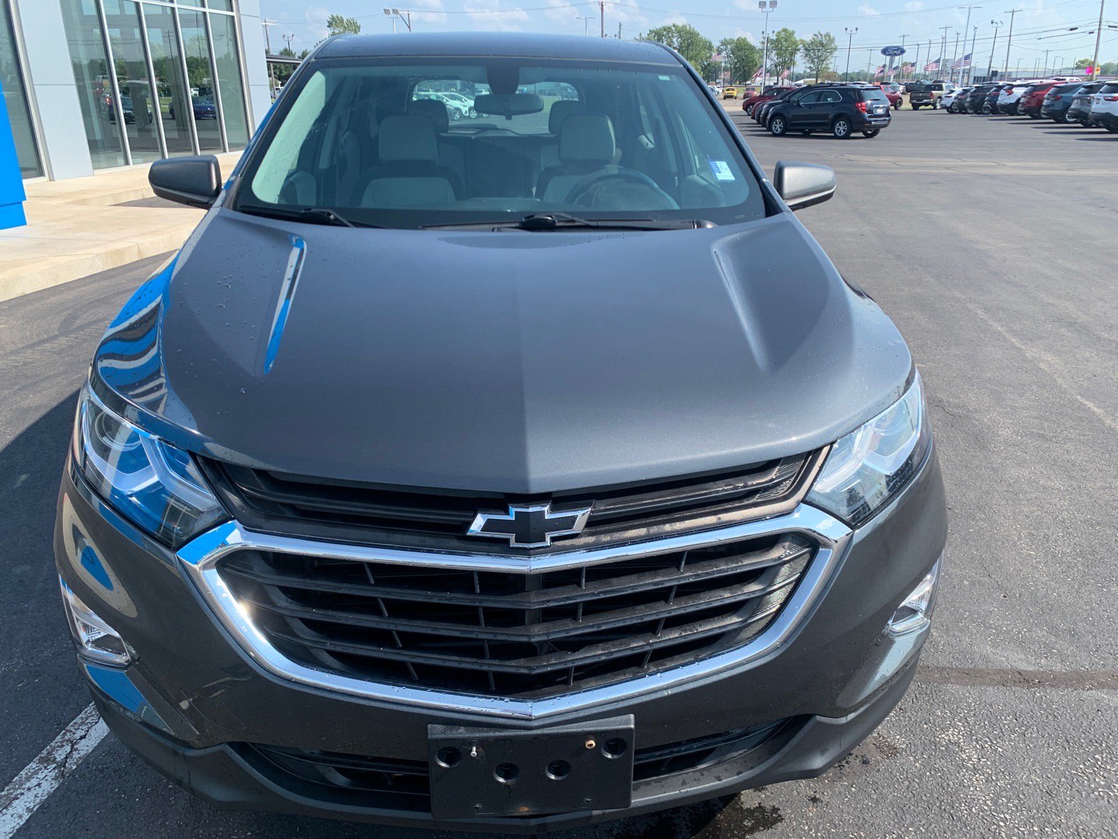 Used 2019 Chevrolet Equinox LS AWD/4WD image 2