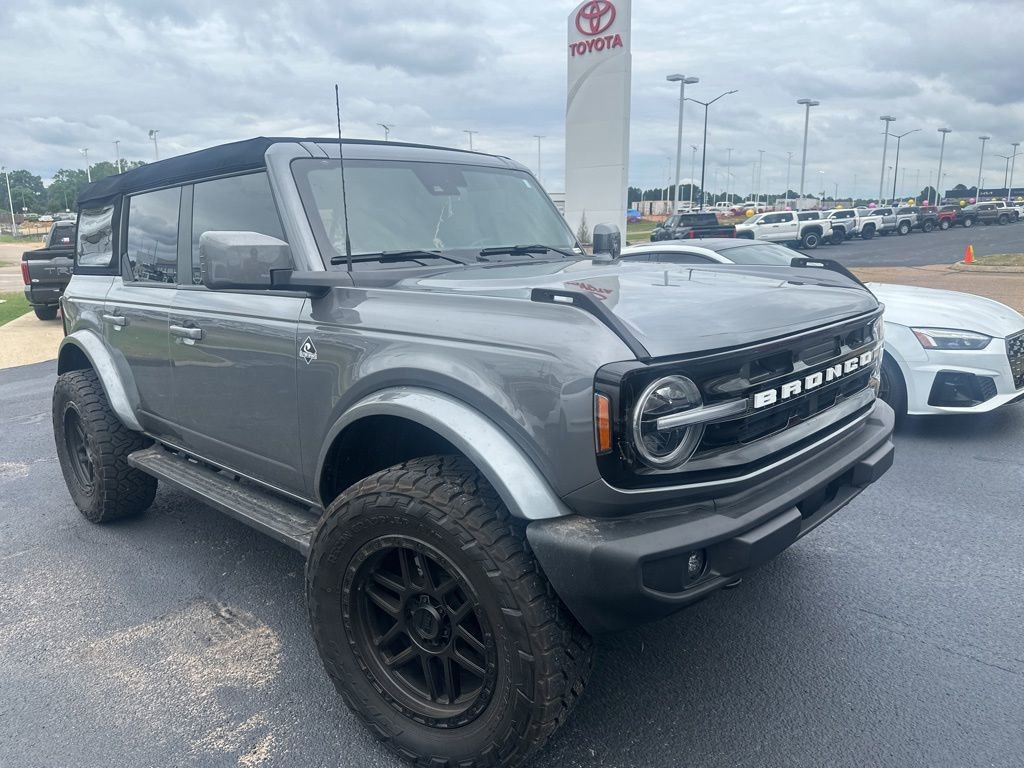 Used 2024 Ford Bronco Outer Banks AWD/4WD image 7