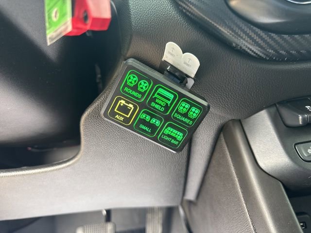 Used 2018 Chevrolet Colorado ZR2 w/ ZR2 Dusk Special Edition AWD/4WD image 17