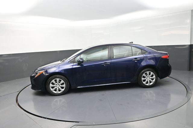 Used 2024 Toyota Corolla LE image 46