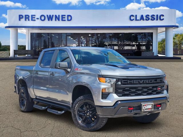Used 2024 Chevrolet Silverado 1500 Custom Trail Boss AWD/4WD image 1