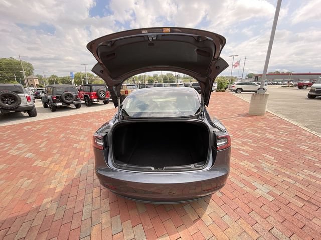Used 2020 Tesla Model 3 Standard Range Plus RWD image 33