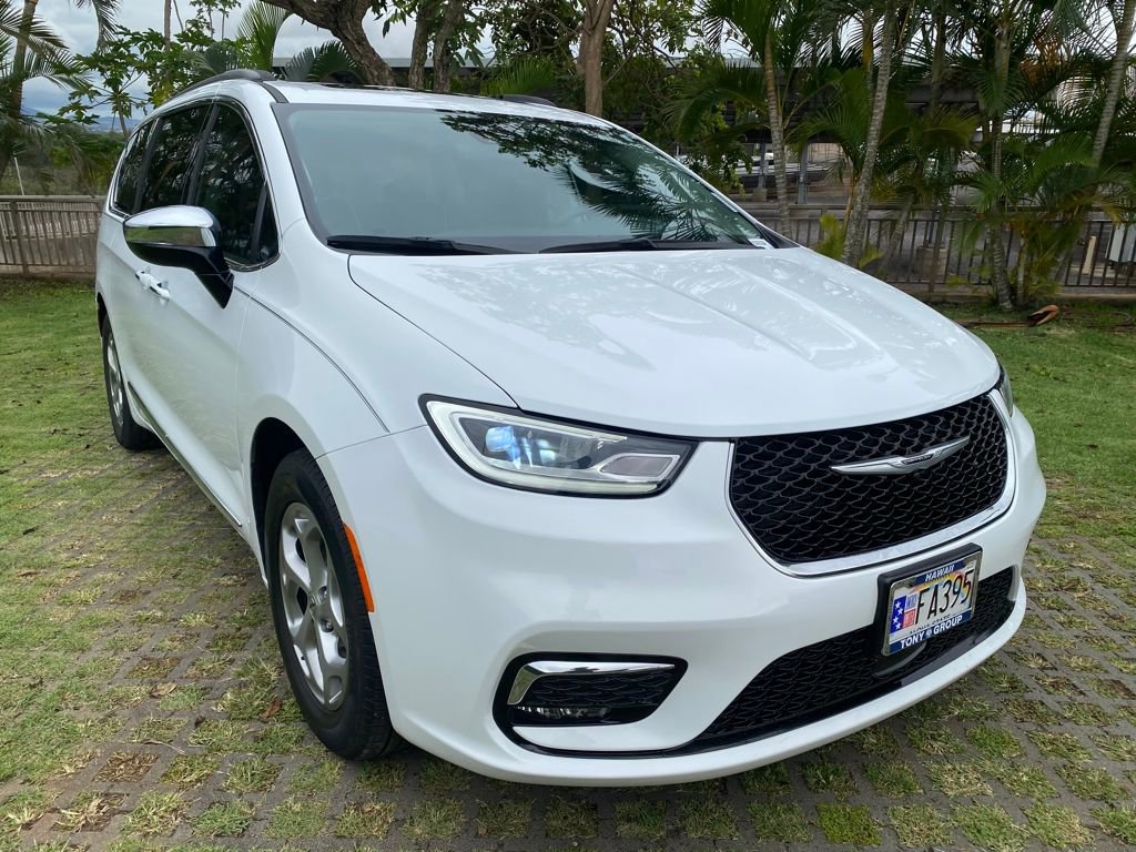 Used 2023 Chrysler Pacifica Limited