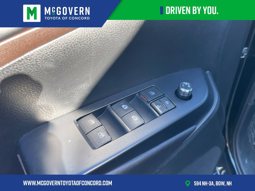 Used 2016 Toyota Highlander XLE AWD/4WD image 15
