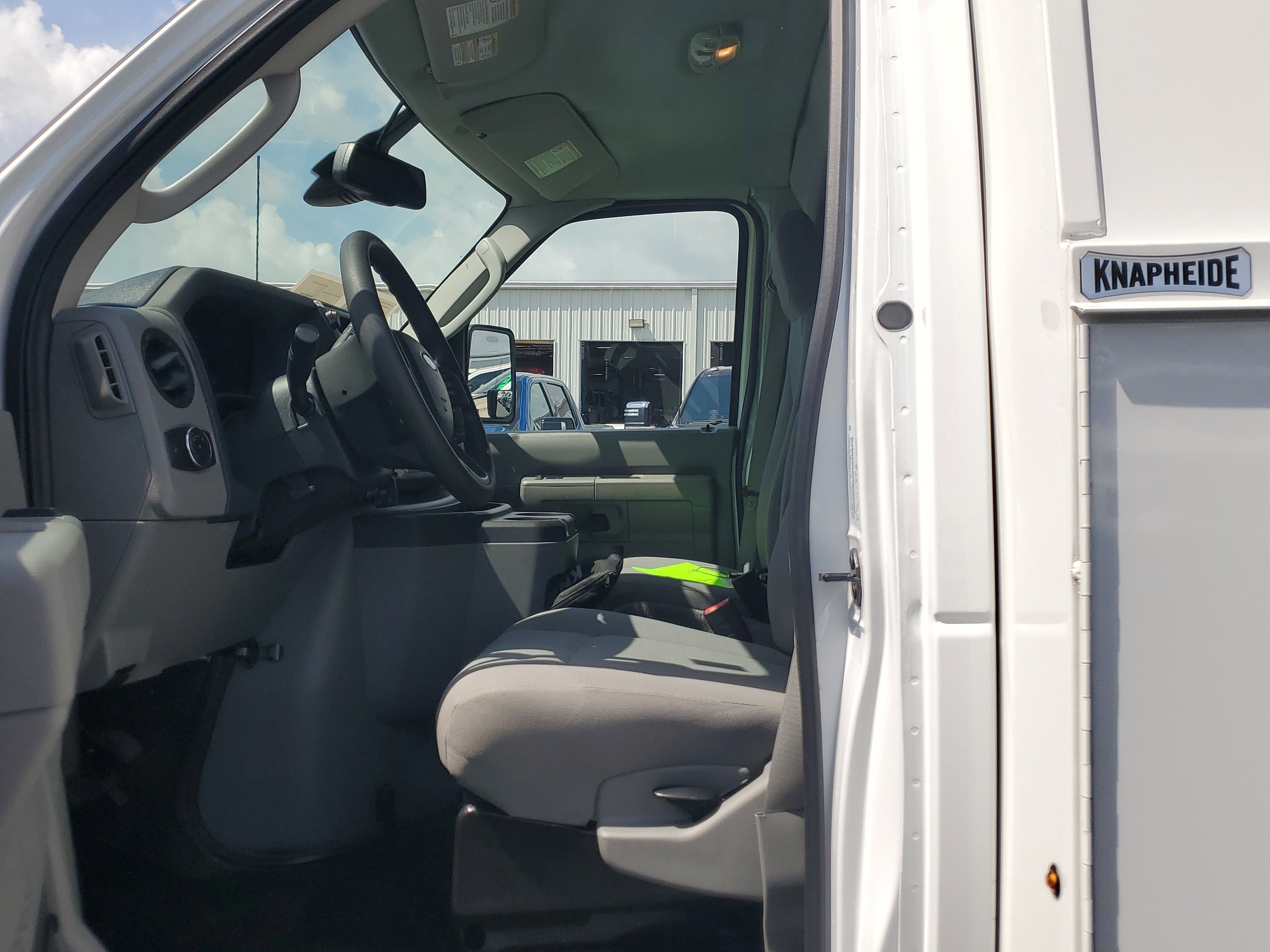 Certified 2024 Ford E-450 and Econoline 450 Super Duty w/ Driver's Safety Package image 14