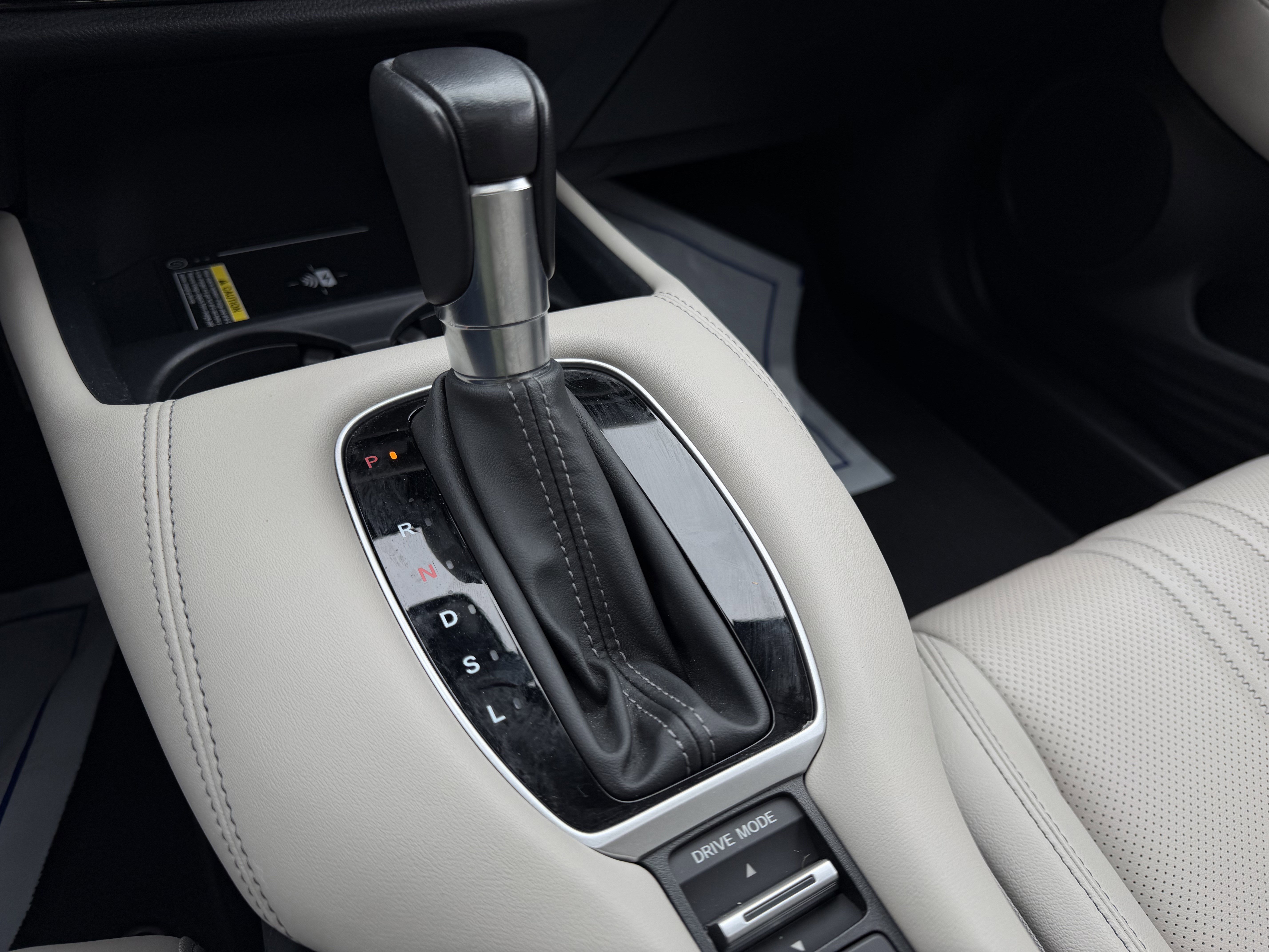 Used 2023 Honda HR-V EX-L image 18