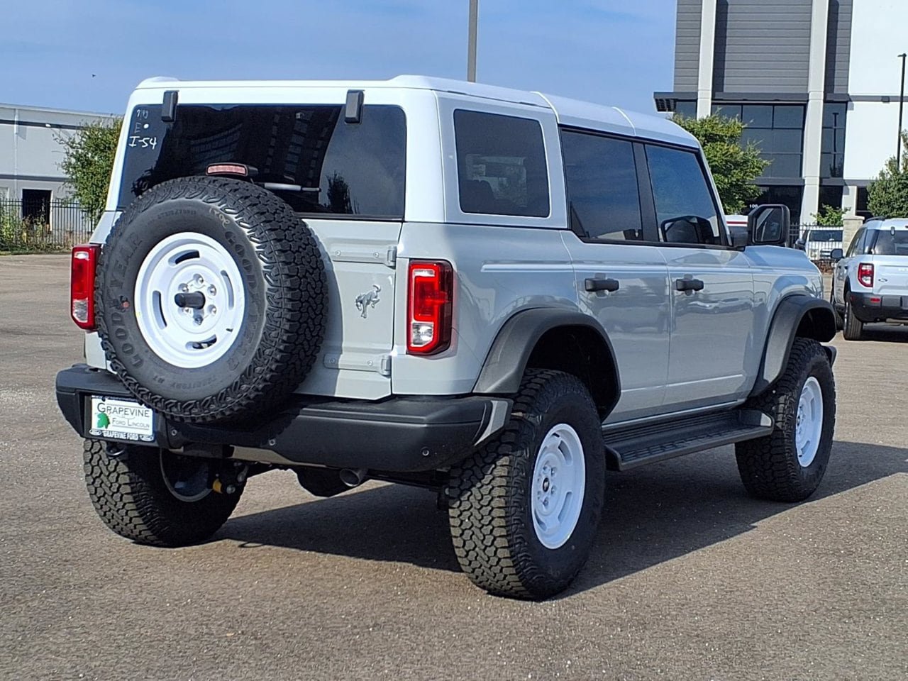 New 2026 Ford Bronco Heritage Edition AWD/4WD image 4