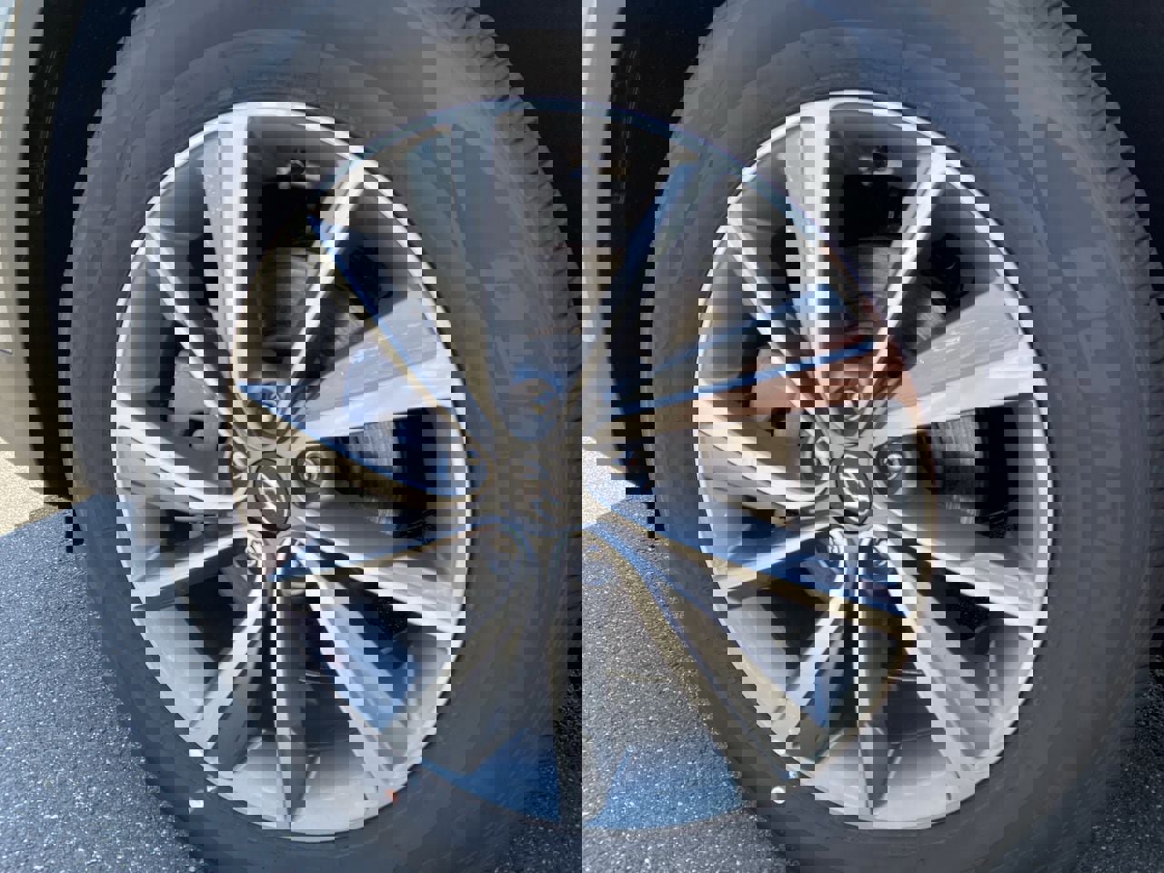 Used 2020 Hyundai Santa Fe Limited image 10