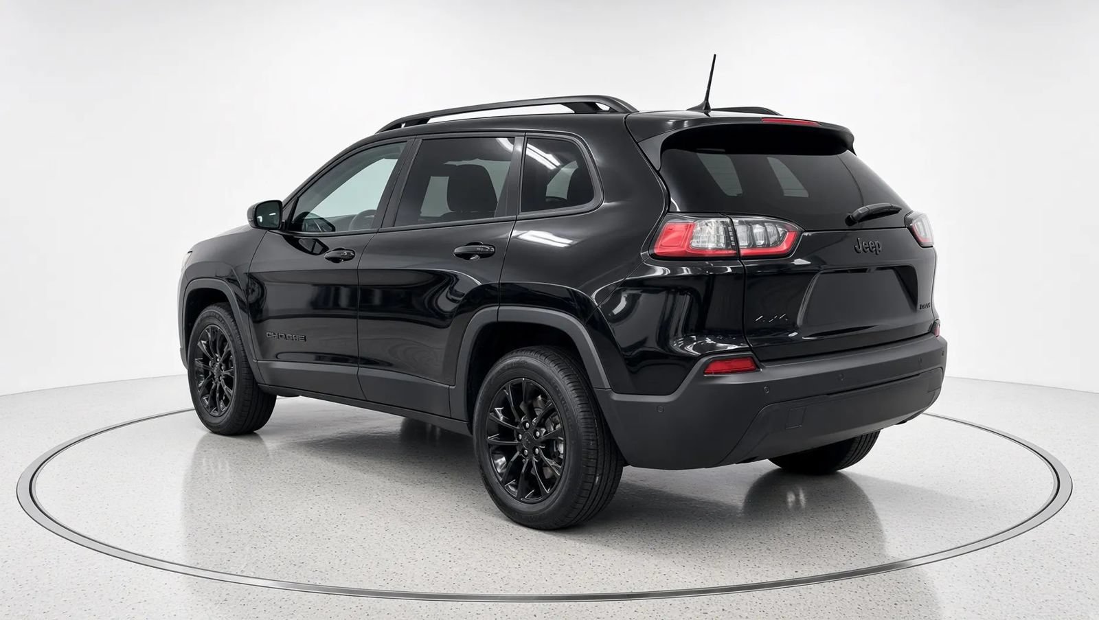 Used 2023 Jeep Cherokee Altitude Lux AWD/4WD image 4