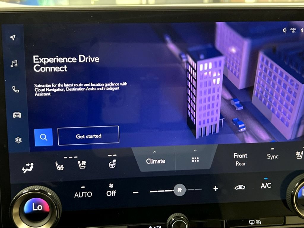 Certified 2024 Lexus RX 350 Premium w/ Kick Sensor & Tow Package AWD/4WD image 38