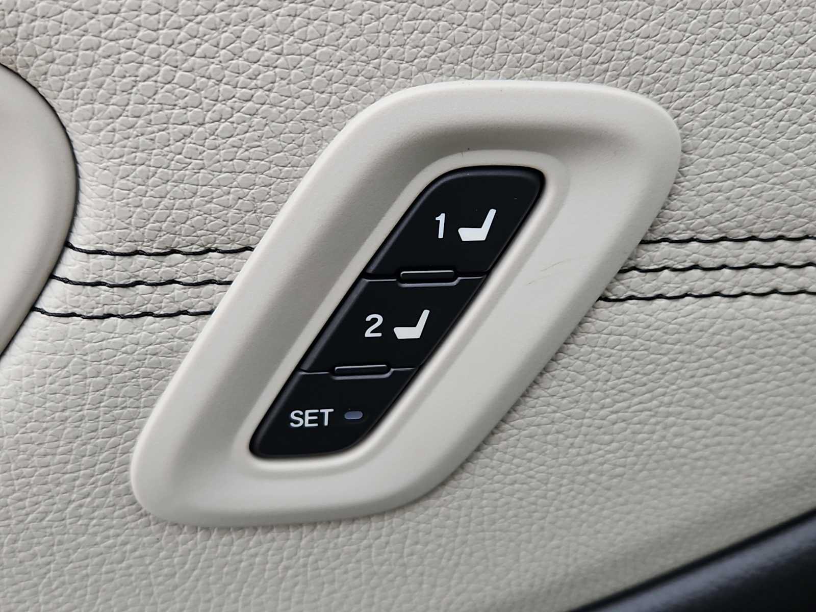 New 2026 Honda Pilot Touring image 18