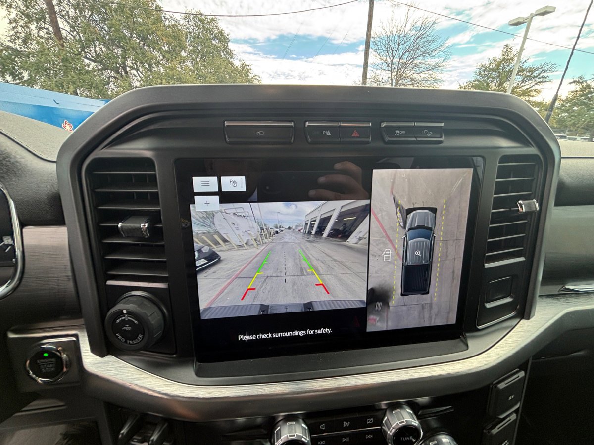 Used 2023 Ford F150 Lariat image 9