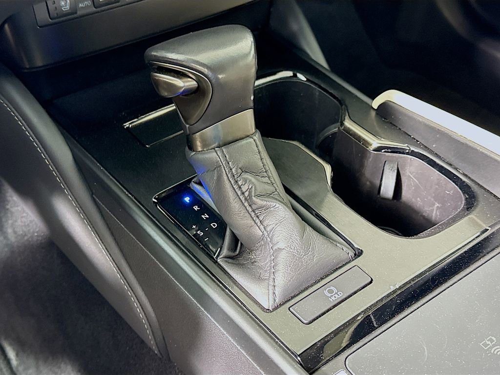 Certified 2023 Lexus ES 350 w/ Premium Package image 17