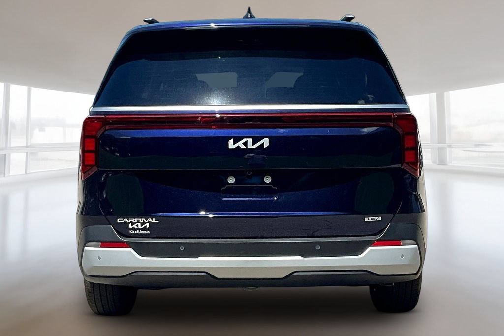New 2026 Kia Carnival EX FWD image 4