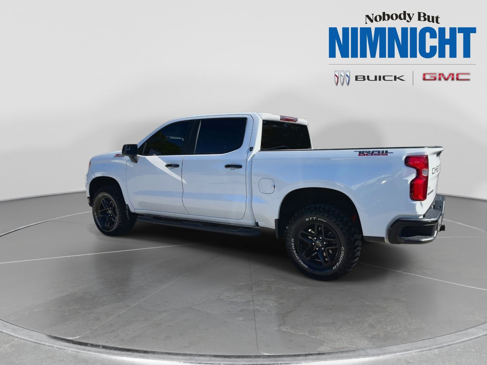 Used 2023 Chevrolet Silverado 1500 LT Trail Boss w/ Protection Package AWD/4WD image 6