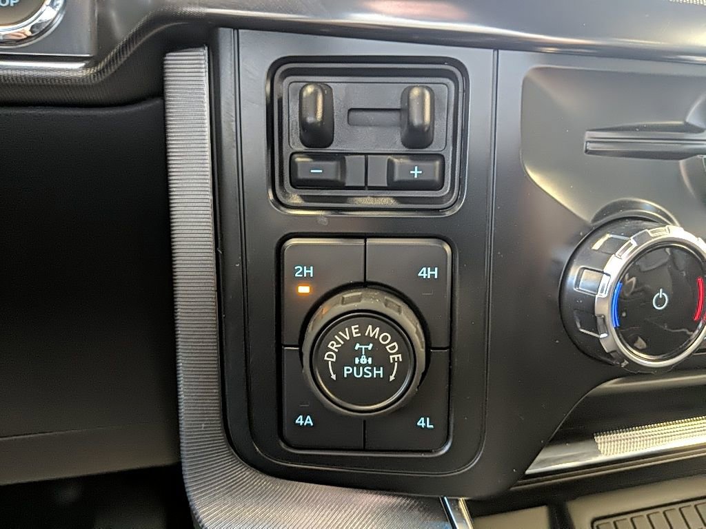 Certified 2025 Ford F150 Platinum w/ Equipment Group 702A High image 27