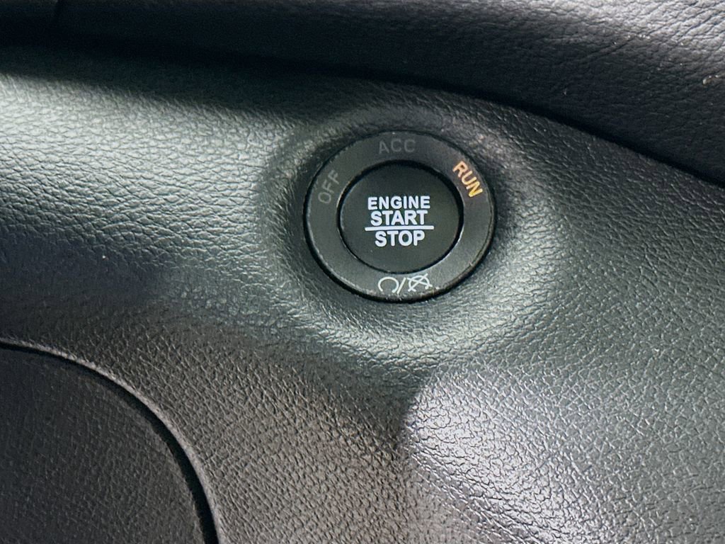 Certified 2021 Jeep Cherokee High Altitude image 24