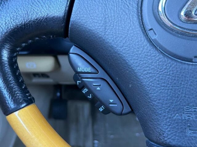 Used 2003 Lexus SC 430 Convertible RWD image 24