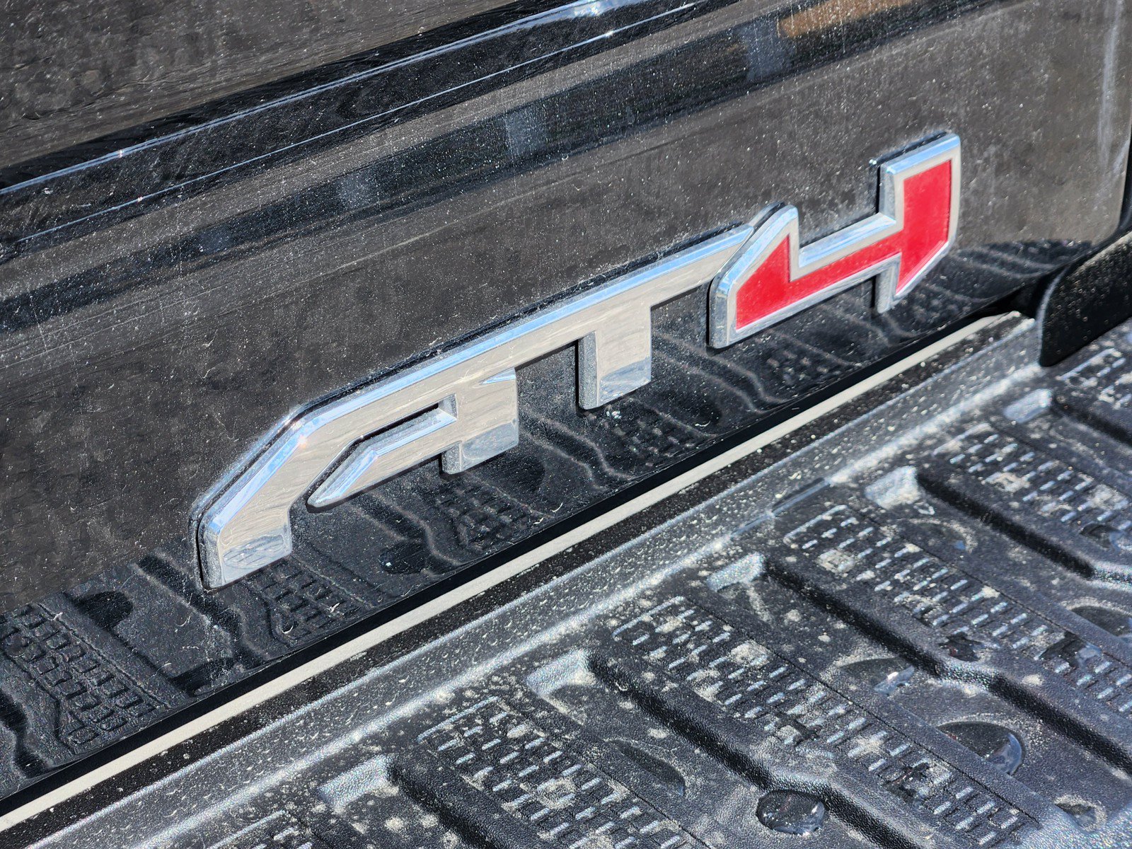 Used 2024 GMC Sierra 2500 AT4 w/ AT4 Premium Plus Package AWD/4WD image 30