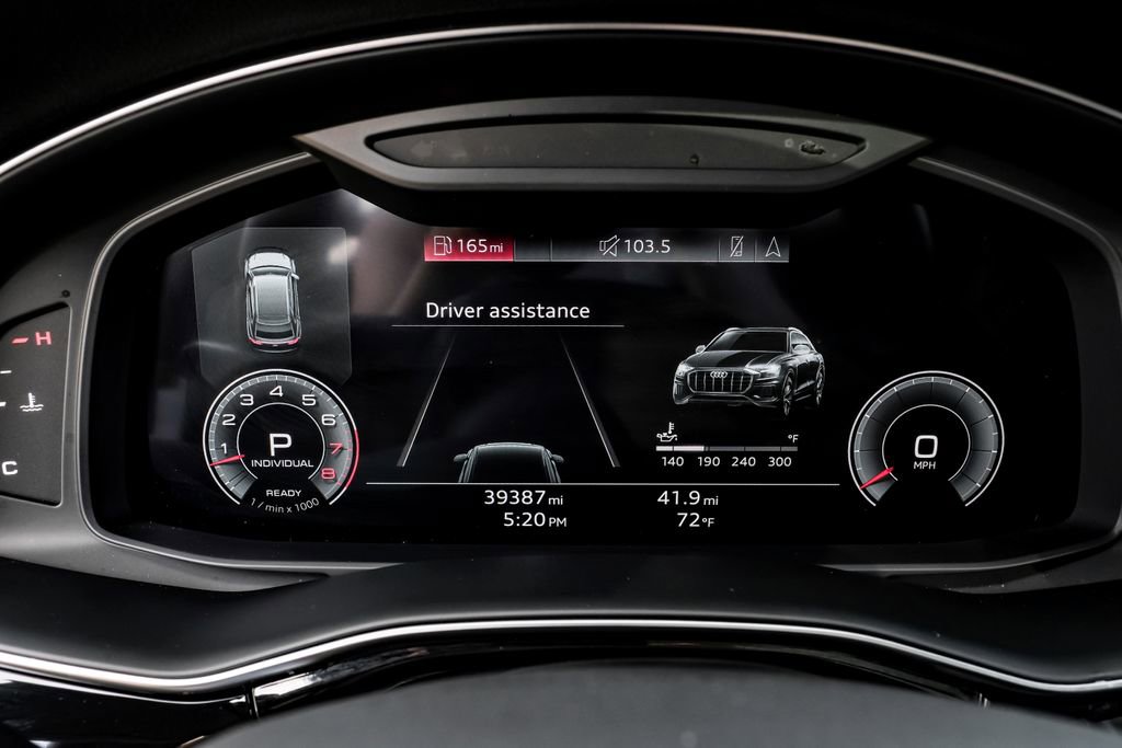 Used 2022 Audi Q8 Premium Plus AWD/4WD image 18