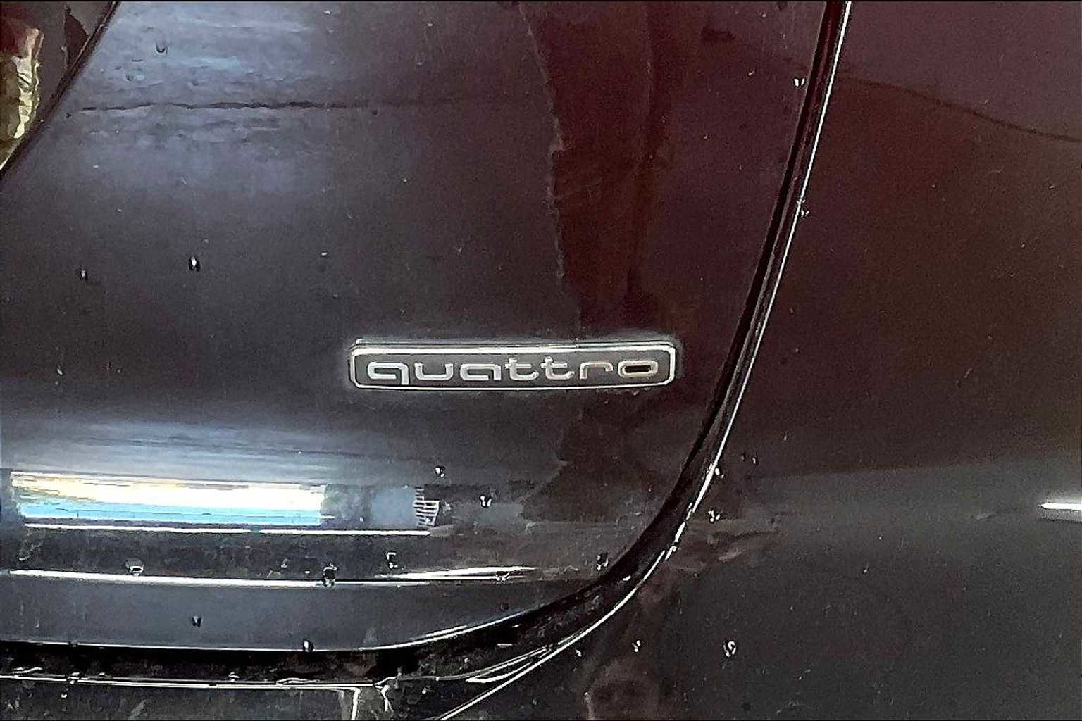 Certified 2023 Audi Q4 e-tron Prestige w/ Black Optic Package image 11