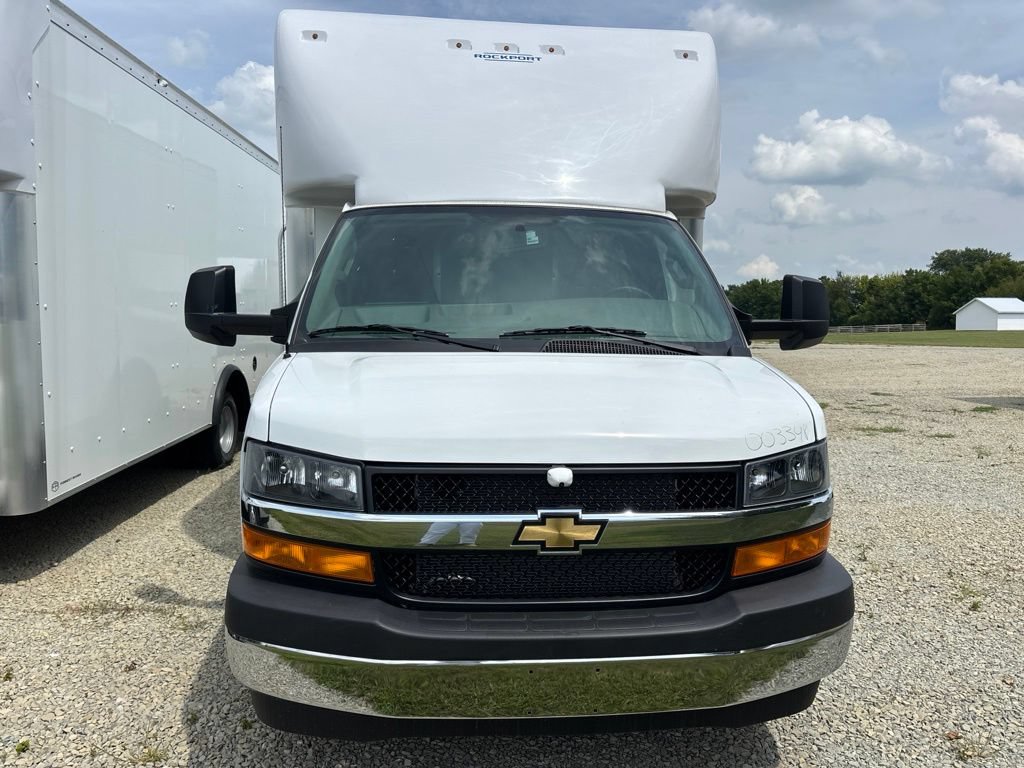 New 2026 Chevrolet Express 4500 w/ Power Convenience Package