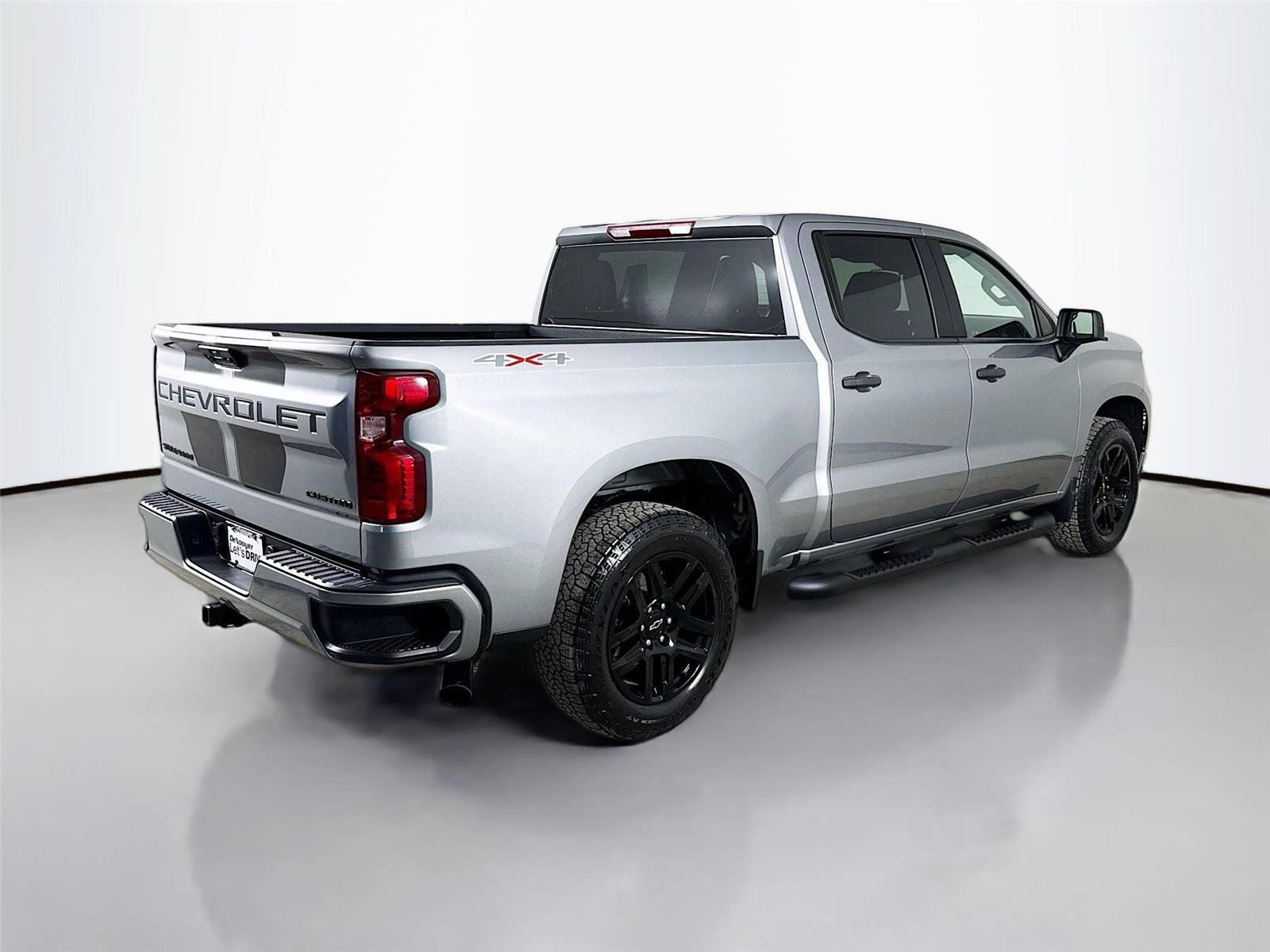 Used 2023 Chevrolet Silverado 1500 Custom w/ Rally Edition AWD/4WD image 9