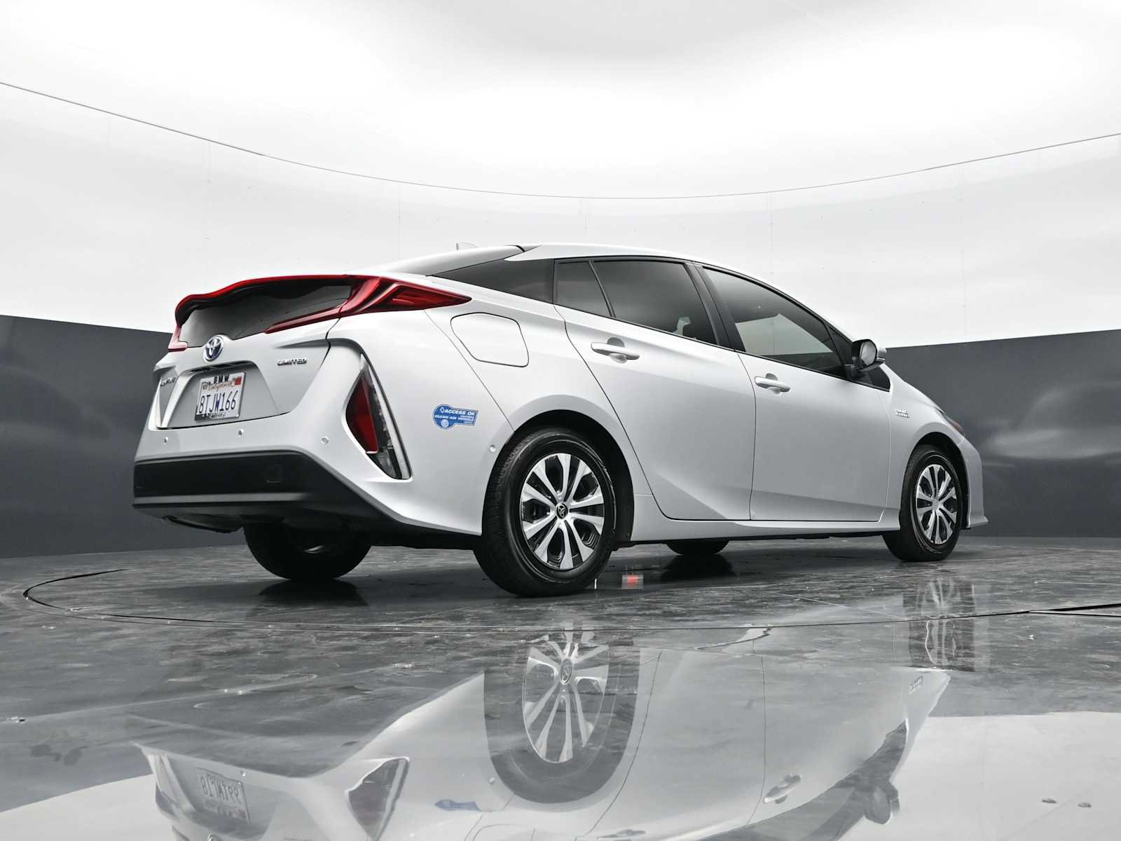Used 2021 Toyota Prius Prime Limited image 28