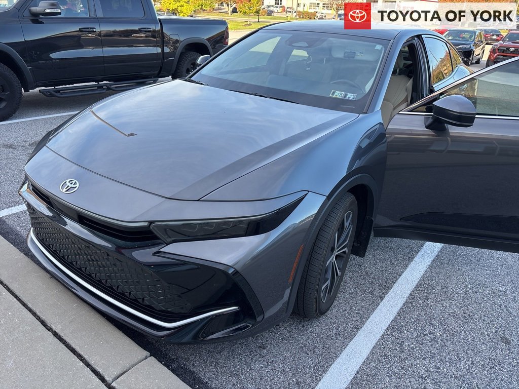 Used 2023 Toyota Crown Limited