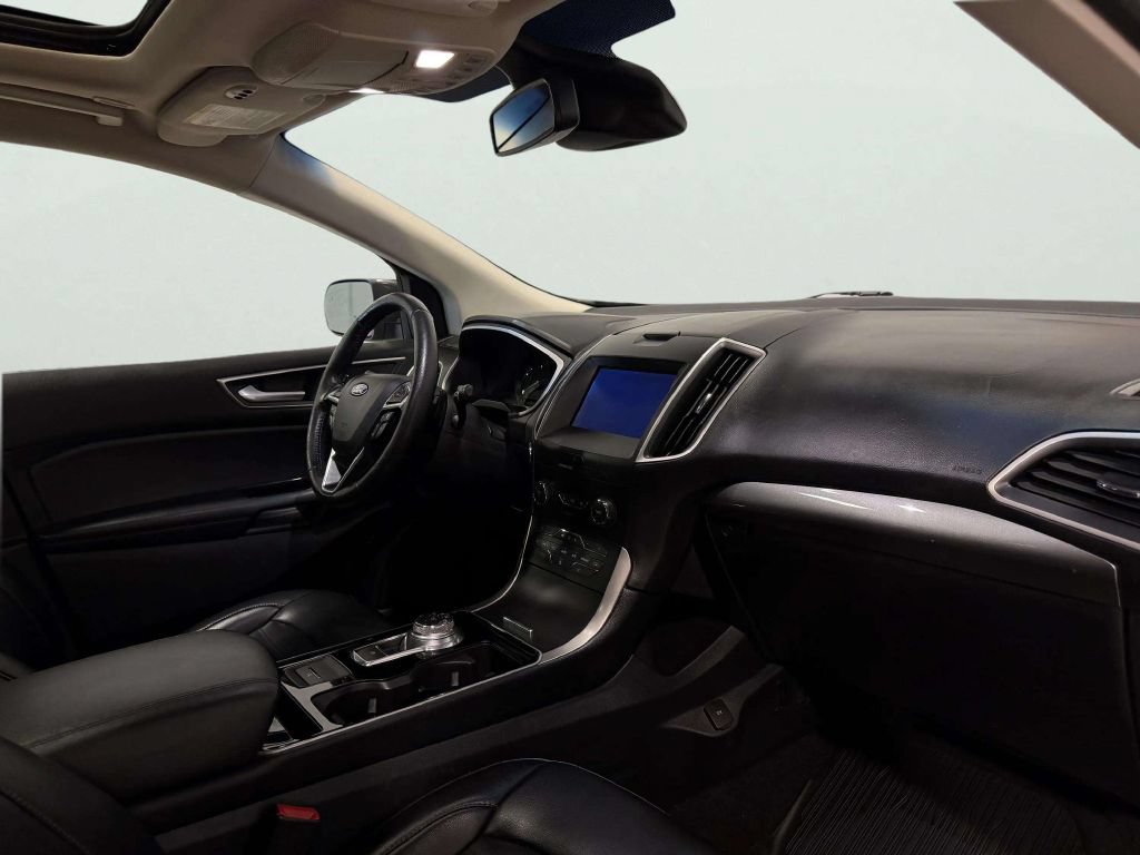 Used 2019 Ford Edge SEL w/ Equipment Group 201A AWD/4WD image 27