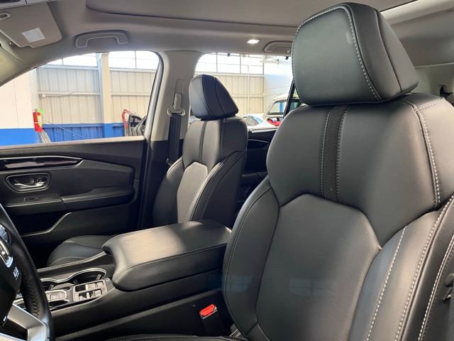 Used 2025 Honda Pilot Touring image 24