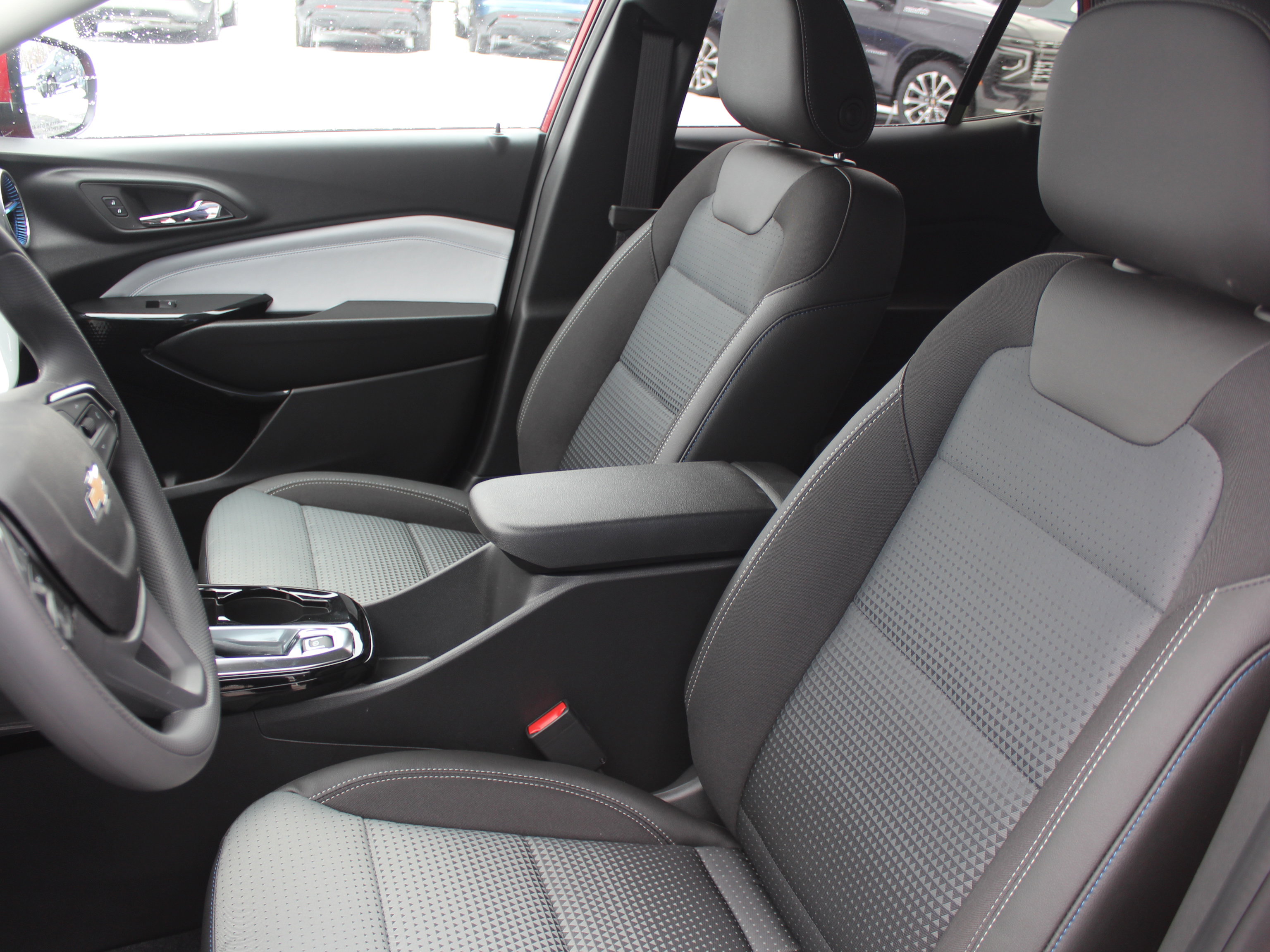 New 2026 Chevrolet Trax LT image 9