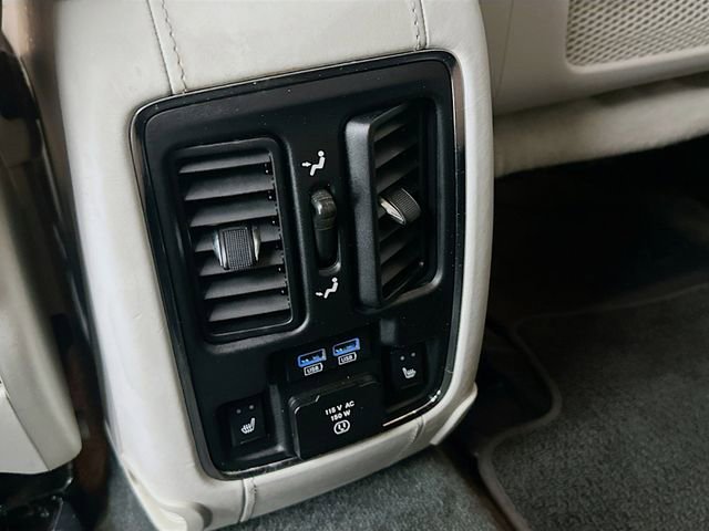 Used 2018 Jeep Grand Cherokee Summit image 27