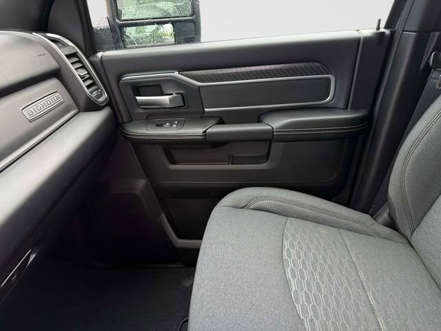New 2026 RAM 2500 Big Horn AWD/4WD image 23
