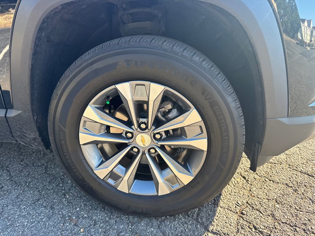 Certified 2025 Chevrolet Equinox LT image 12