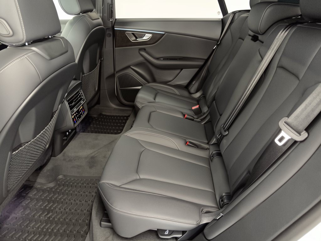 New 2027 Audi Q8 Premium Plus AWD/4WD image 25