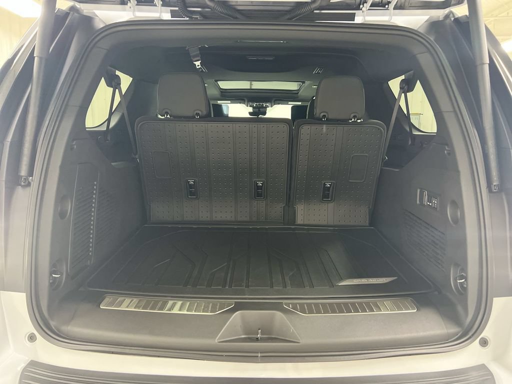New 2026 Chevrolet Suburban High Country AWD/4WD image 26