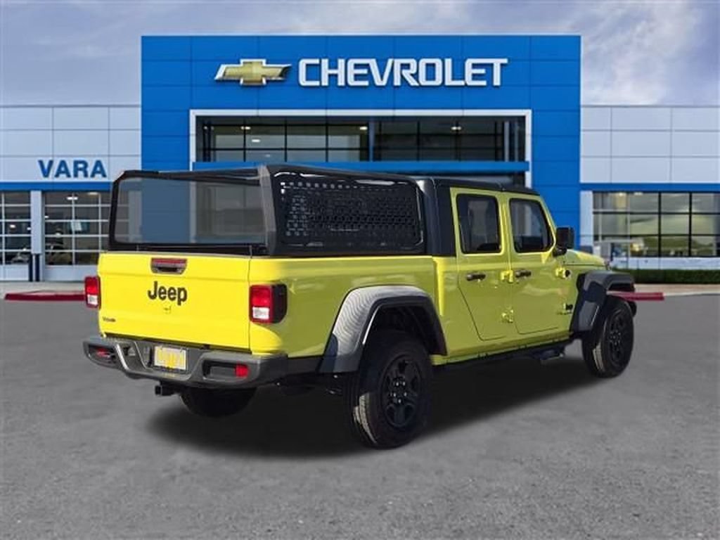 Used 2023 Jeep Gladiator Sport AWD/4WD image 5