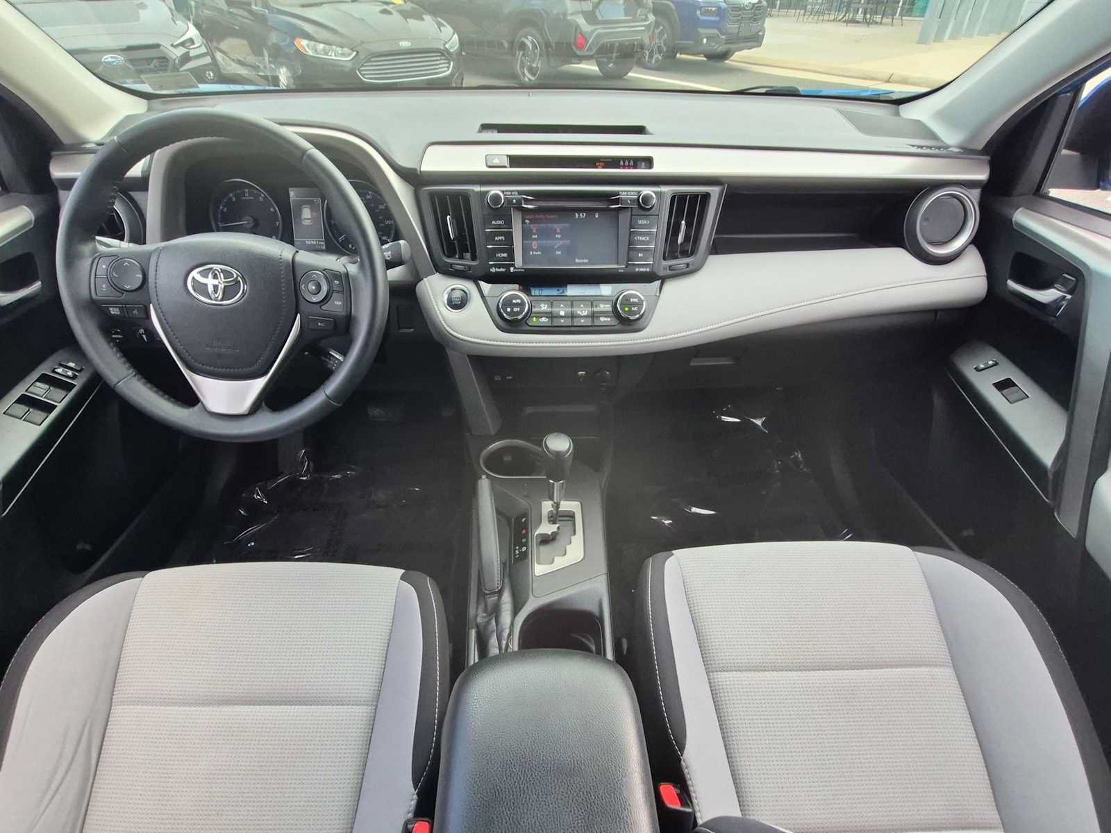 Used 2018 Toyota RAV4 XLE w/ Plus Extra Value Package FWD image 15
