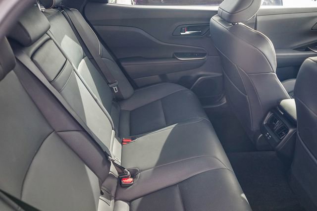 Used 2023 Toyota Crown Limited w/ Advanced Technology Package image 18