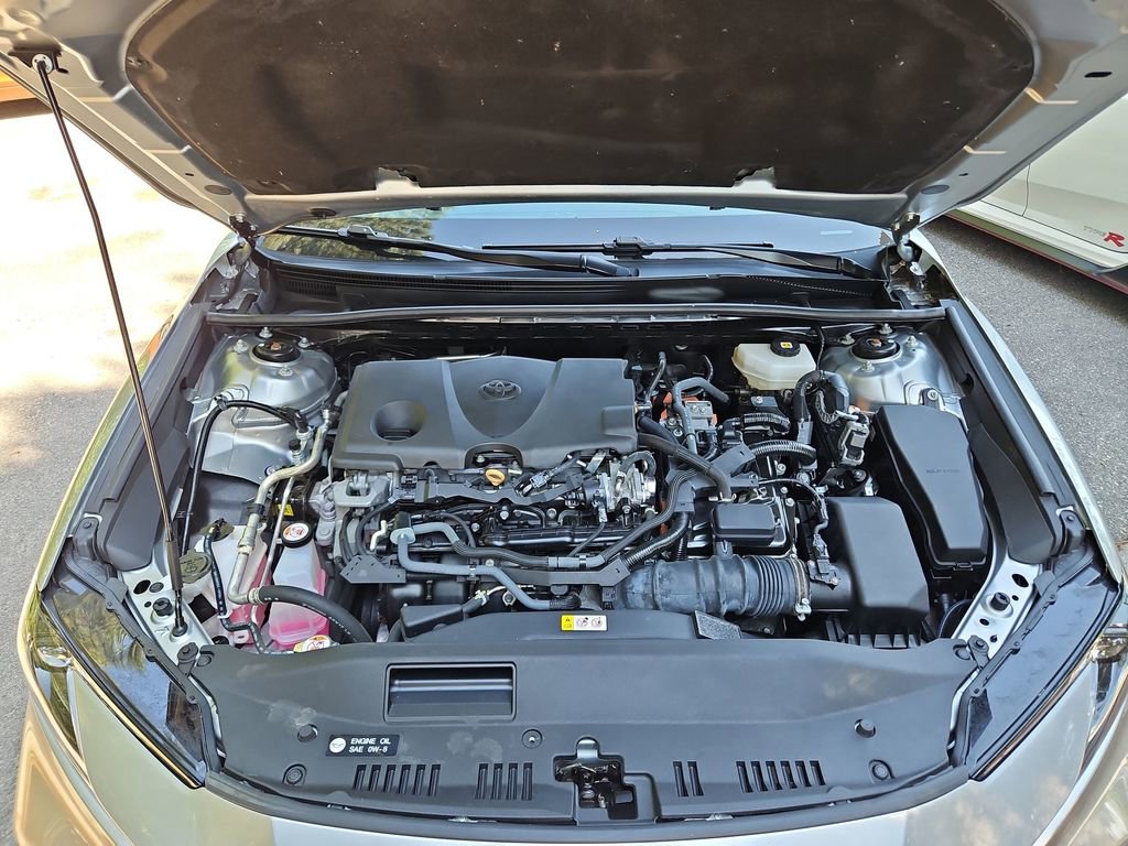 Used 2025 Toyota Camry SE FWD image 36