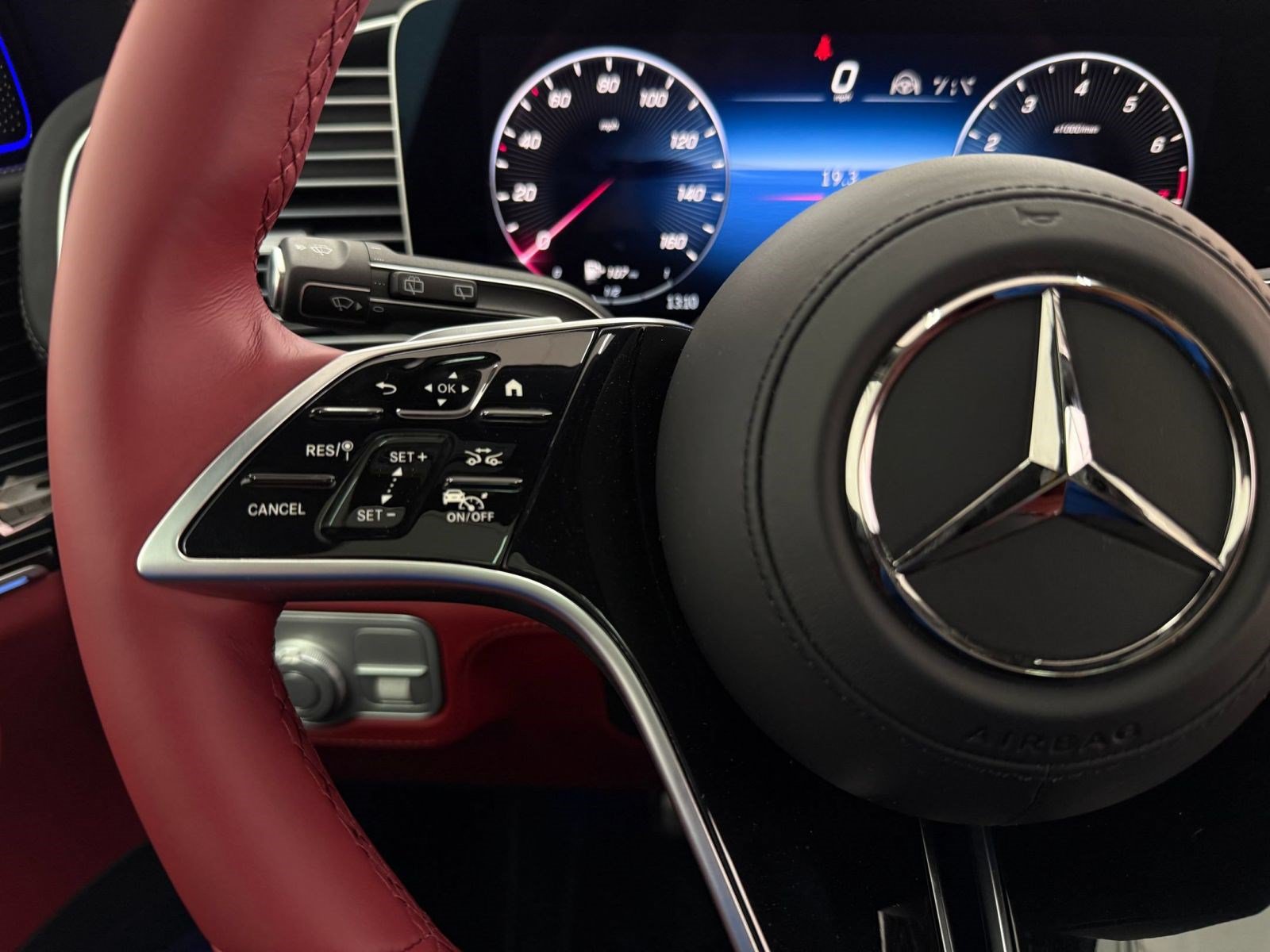 New 2026 Mercedes-Benz Maybach GLS 600 4MATIC image 15